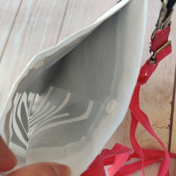 Lululemon handmade crossbody phone holder with card holder - Picture 6 of 9